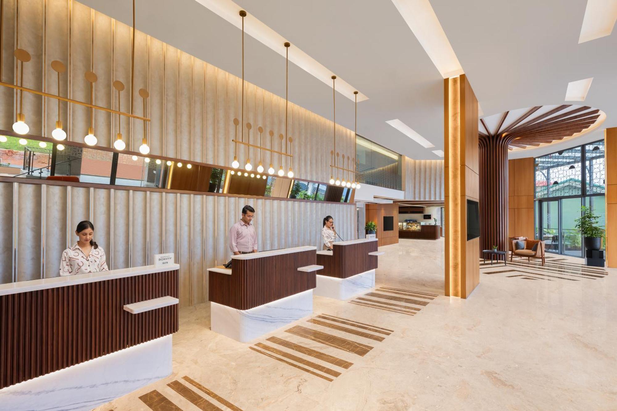 Courtyard By Marriott Goa Colva Hotel Exterior photo