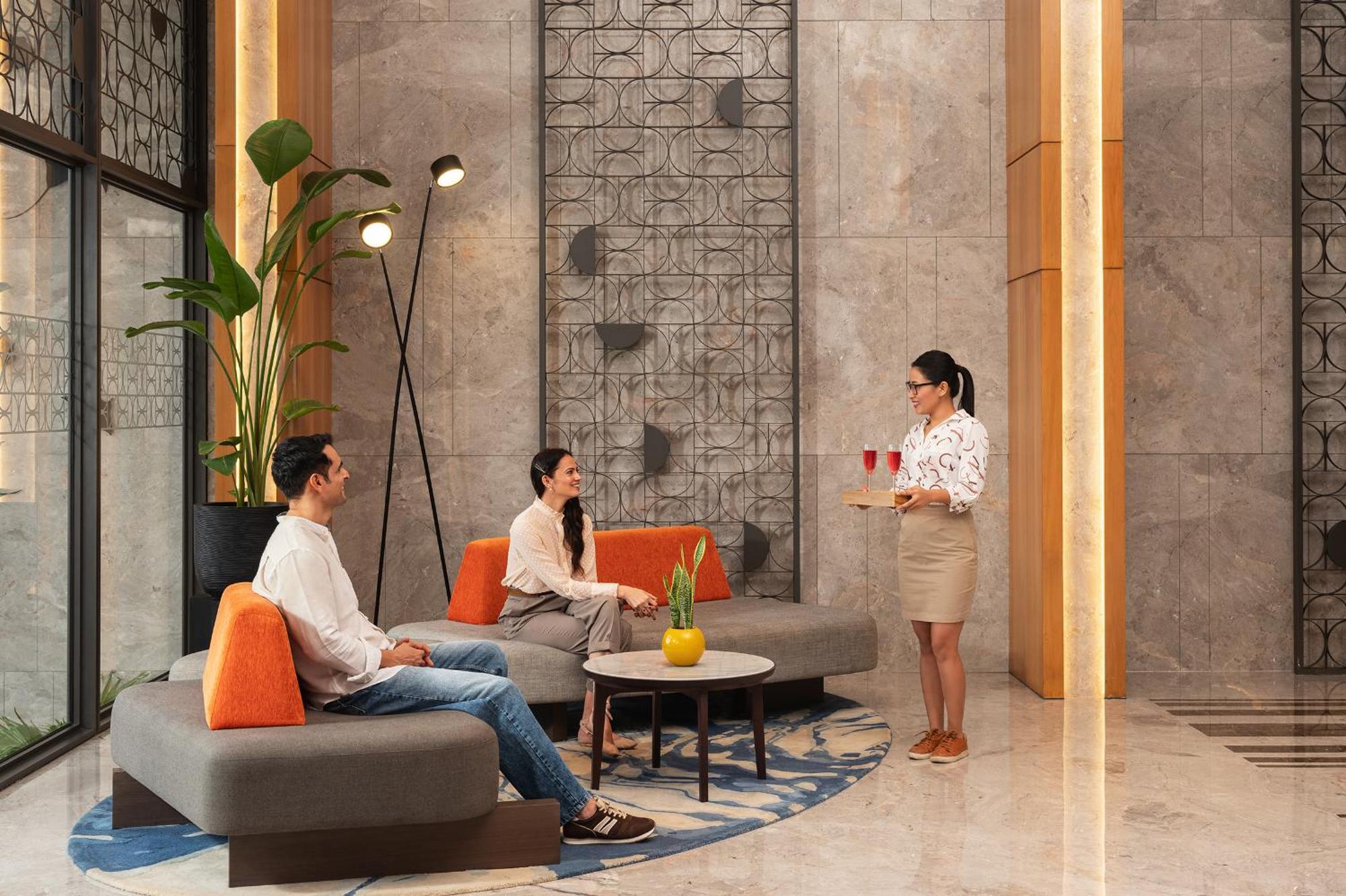 Courtyard By Marriott Goa Colva Hotel Exterior photo